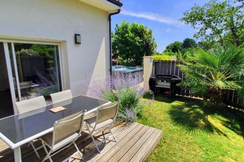 salon-exterieur-cottage-de-lulu