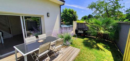 terrasse-exterieur-cottage-de-lulu-gite-meschers